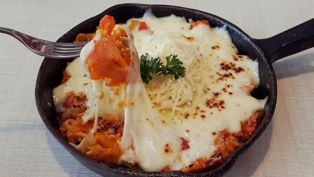 [Bintang] Menikmati Kelezatan Seblak Goreng Mozzarella, Sudah Pernah?