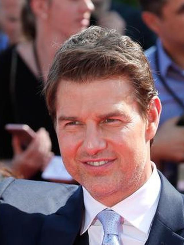 Inikah Penyebab Tom Cruise Dilarang Menemui Putrinya 