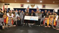 Setelah sukses dipertandingkan pertama kali di Asian Games 2018, kali ini Pencak Silat, olahraga asli Indonesia mencoba bisa dipertandingkan di ajang Olimpiade.