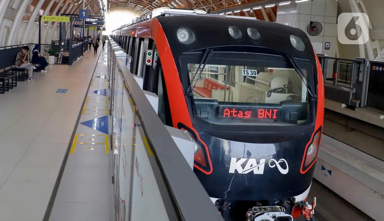 Adapun rinciannya adalah Rp5.000 untuk satu kilometer pertama dan Rp700 untuk setiap kilometer berikutnya. (Liputan6.com/Herman Zakharia)