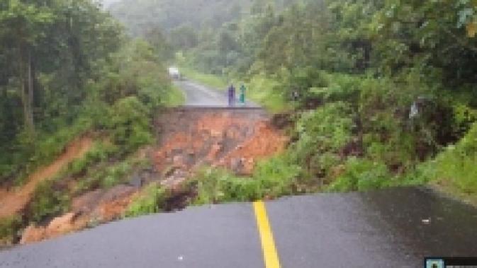 Wali Kota Sibolga Akhmad Syukri Hilang Kontak, Dikabarkan Terjebak Banjir Bandang