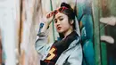 Denim menjadi busana pilihan banyak orang karena bisa memberikan kesan santai dan stylish. Hal itu juga dilakukan oleh Febby Rastanty. Pemain sinetron Pura-Pura Kaya ini tampil trendi dengan jaket denim. (Liputan6.com/IG/@febbyrastanty)