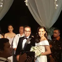 "Requestnya cuma biar lebih sakral dan private aja. Nggak ada yang terlalu heboh-heboh gitu juga nggak ada. Lebih private aja sih," ujar manajer Viviane beberapa waktu lalu.  (Reza/Vidio.com)