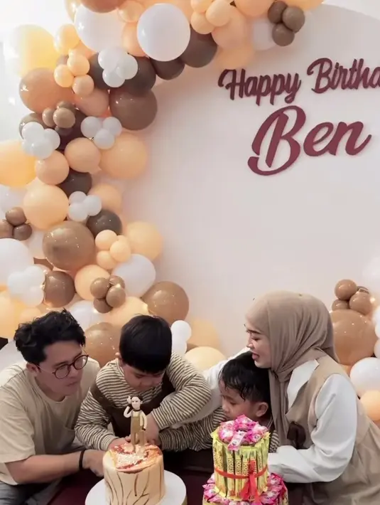 7 Potret Ririe Fairus dan Ayus Sabyan Rayakan Ultah Anak, Didoakan Rujuk (Sumber: Instagram/ririe_fairus)