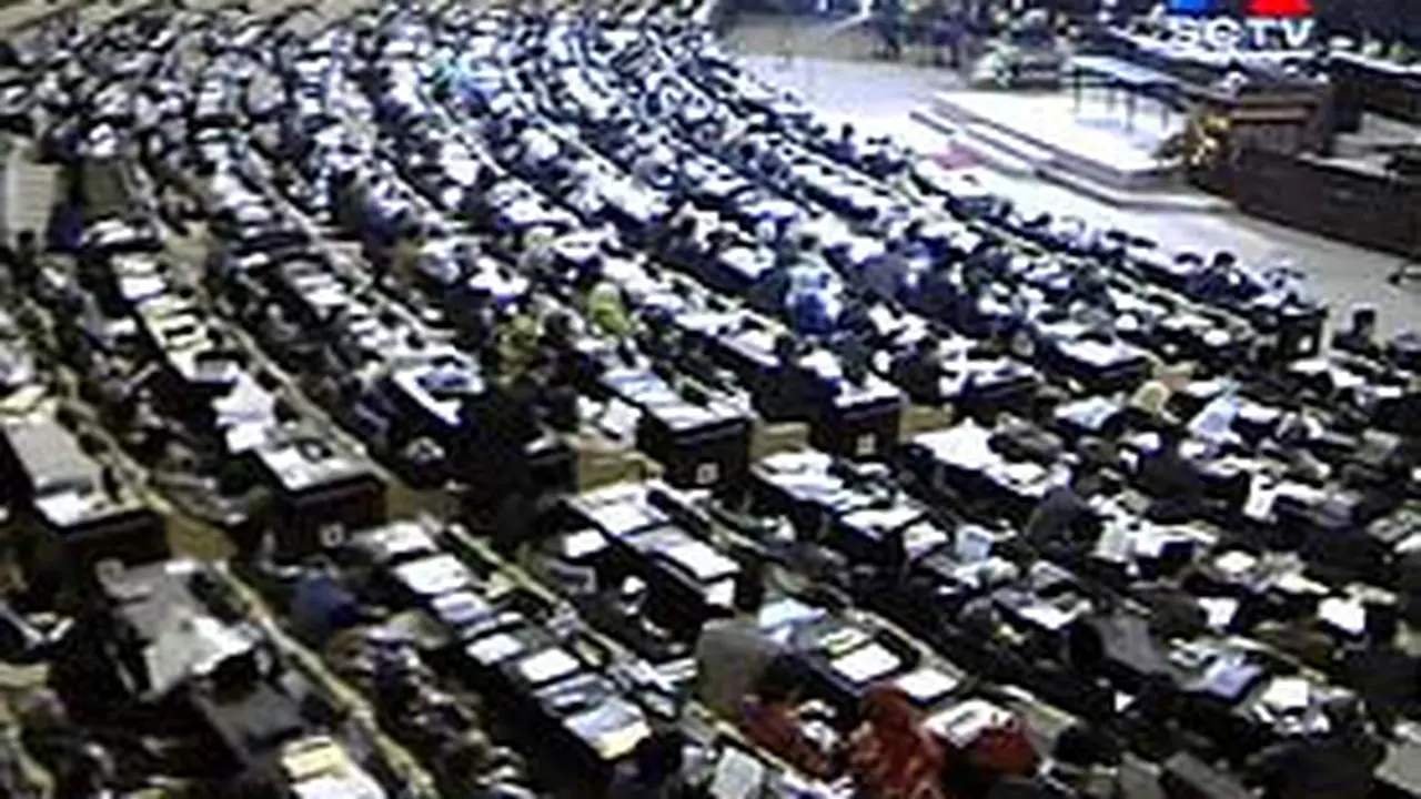 021004aFraksiDPR.jpg