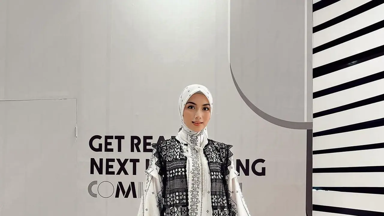 6 Inspirasi Gamis Lebaran ala Artis, Nia Ramadhani hingga Tissa Biani