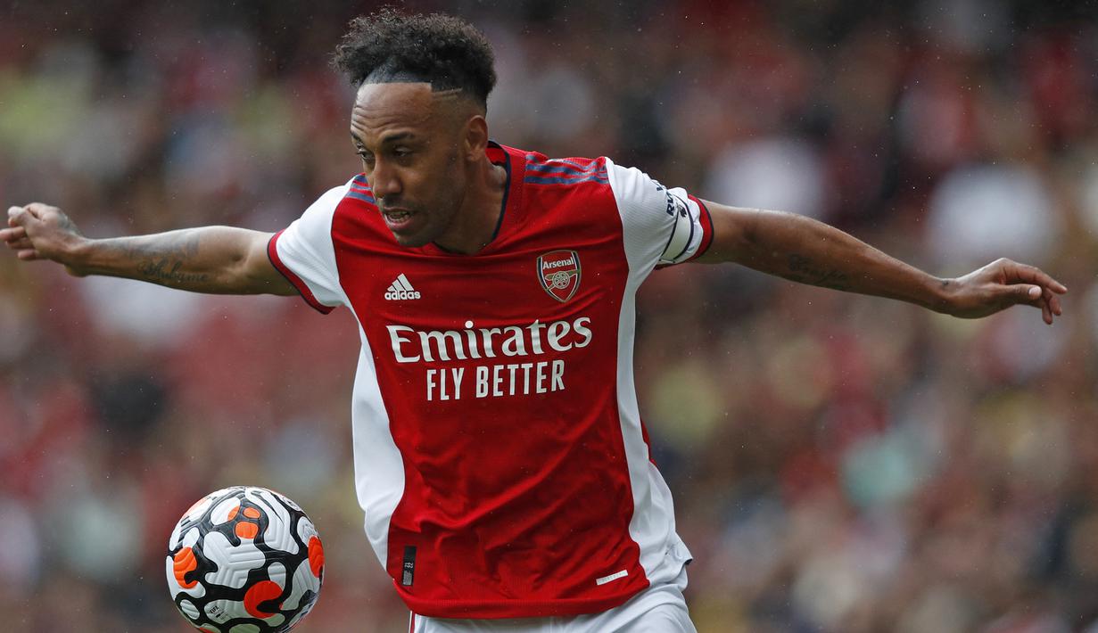 Liga Inggris dari musim ke musim selalu menjadi magnet para pesepak bola dari seluruh penjuru dunia, tak terkecuali Afrika yang dipelopori pemain Kamerun, Nigeria dan Mesir. Lima musim terakhir, para pemain dari negara kecil Afrika mulai merambah. Siapa saja? (Foto: AFP/Pool/Clive Brunskill)