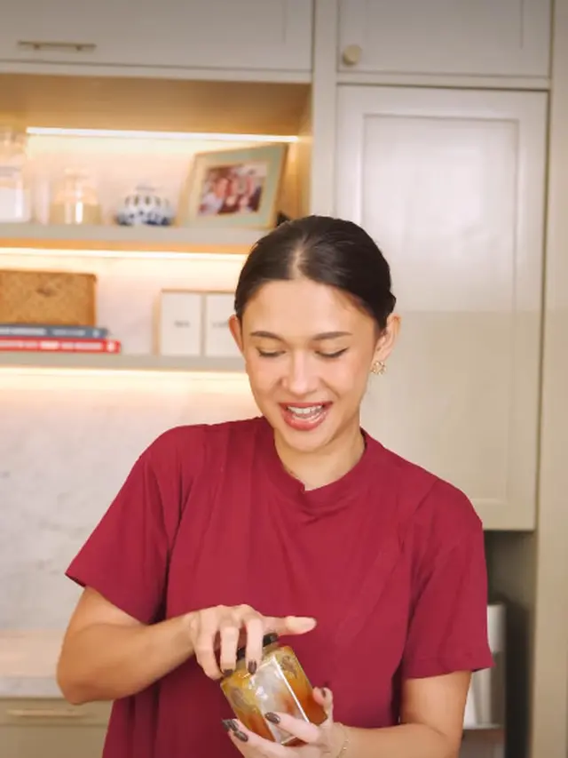 Potret Dapur Rumah Nana Mirdad di Bali (Instagram/@nanamirdad__