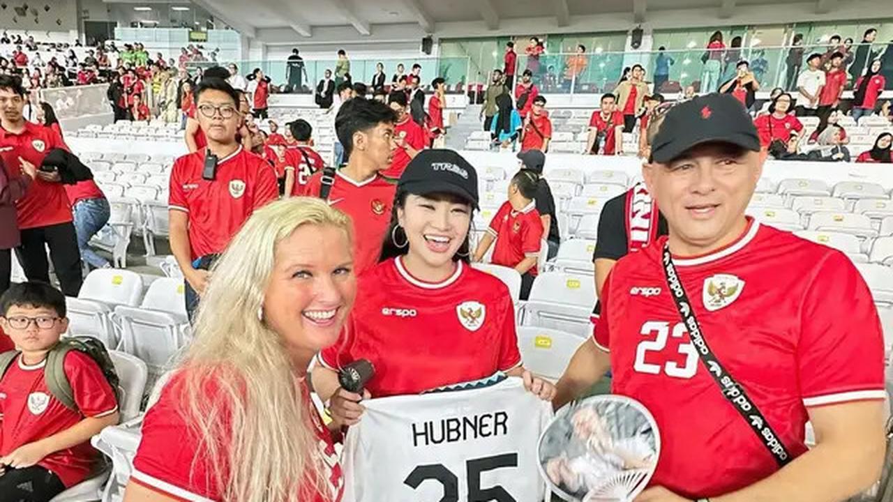 6 Potret Fitri Carlina Bareng Keluarga Nathan Tjoe-A-On dan Justin Hubner, Bikin Fans Iri