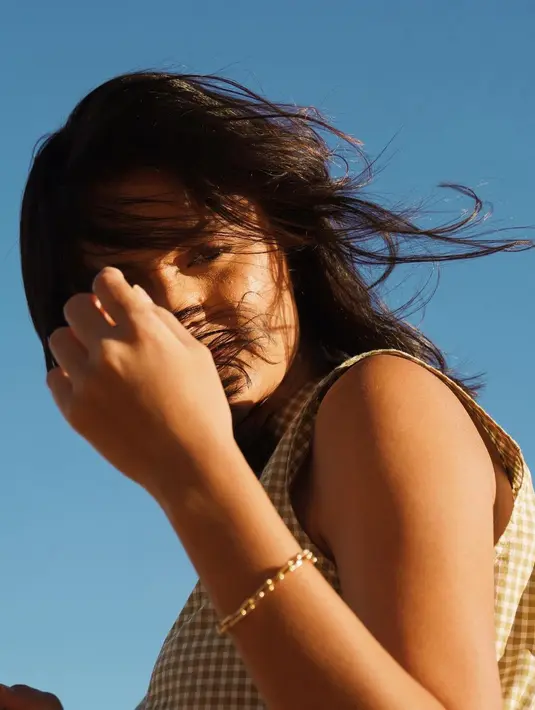 Setelah memanfaatkan waktu bersama keluarga, tiga hari setelah lebaran perempuan berdarah Inggris dan Betawi itu akan berangkat ke Jepang. [Instagram/amandarawles]