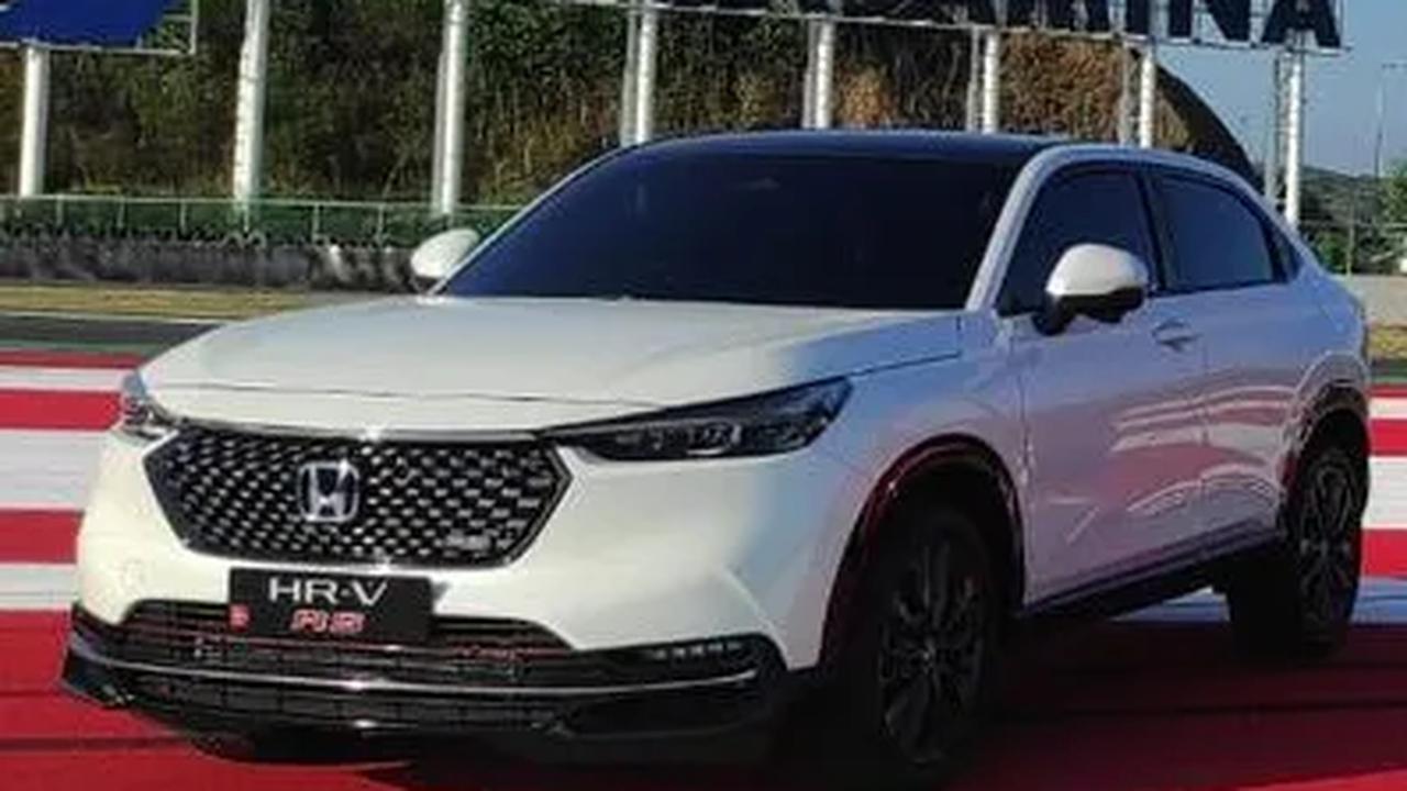Ya, Honda HR-V adalah rajanya mobil SUV kompak berkapasitas 5 orang di Indonesia.