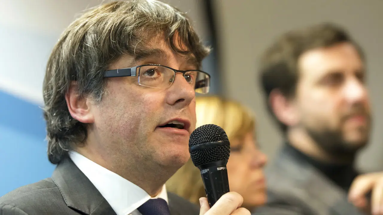 Mantan Pemimpin Catalonia, Carles Puigdemont