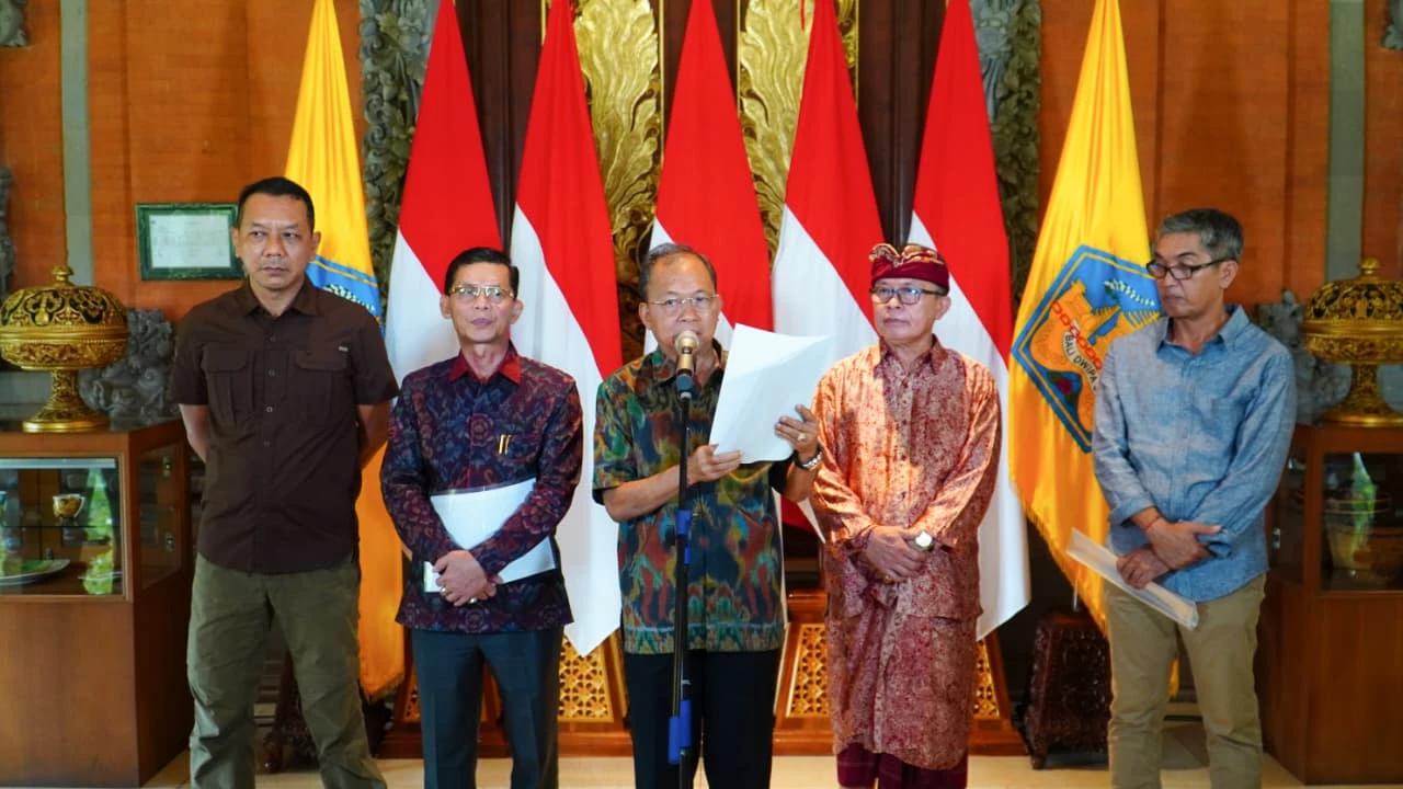 Gubernur Bali Perintahkan Bongkar Lift Kaca Pantai Kelingking, Investor Diberi Waktu 6 Bulan