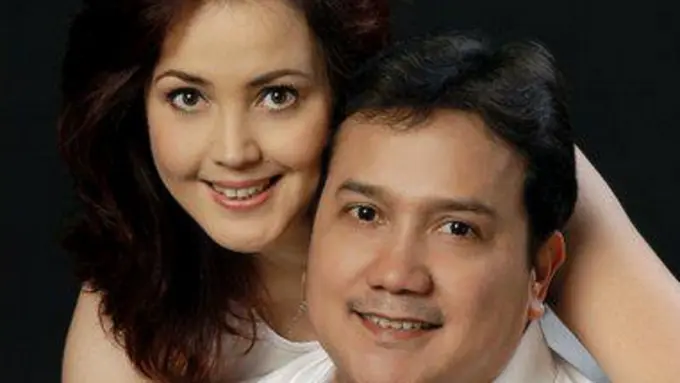 James Sahertian dan Roweina