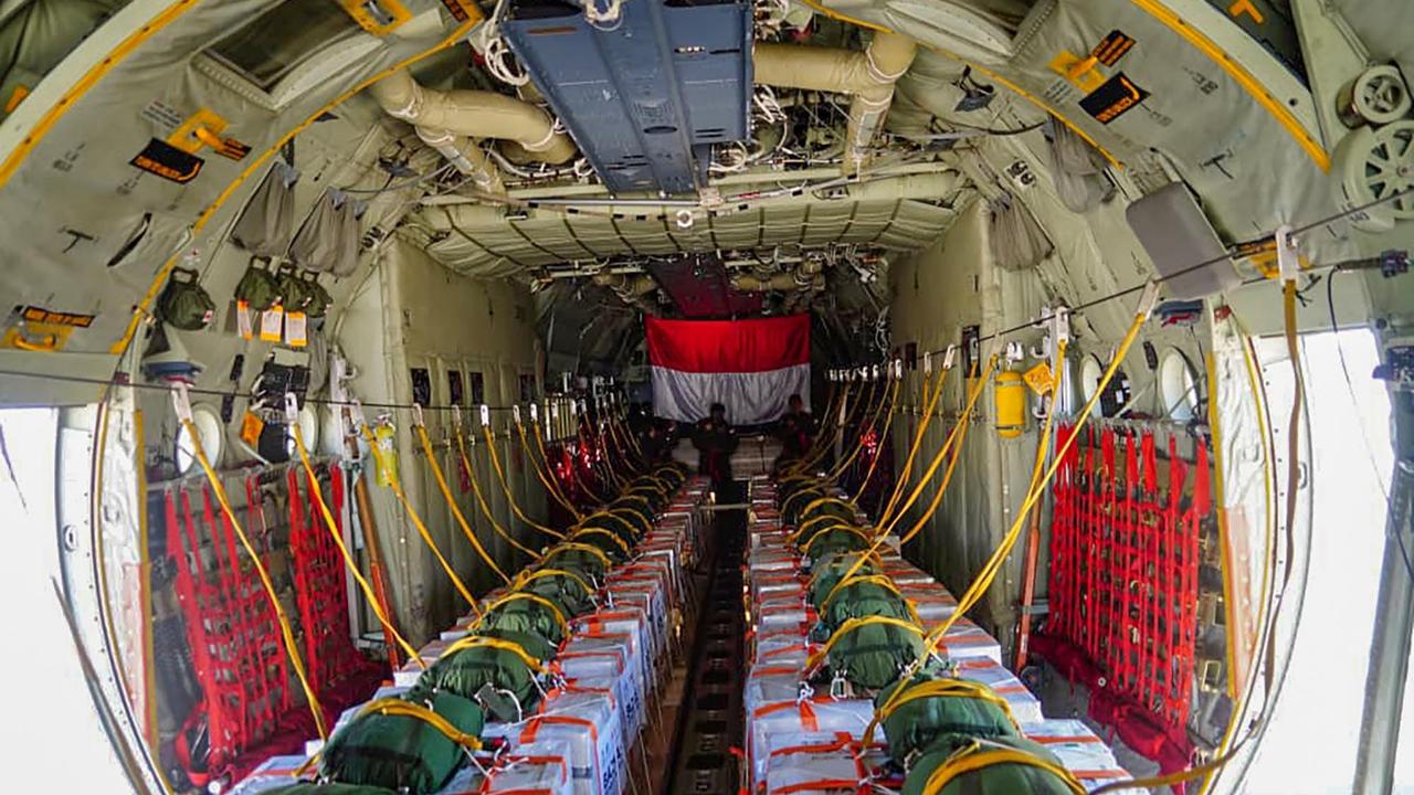FOTO: Hadiah Kemerdekaan, Bantuan Indonesia Tiba di Gaza