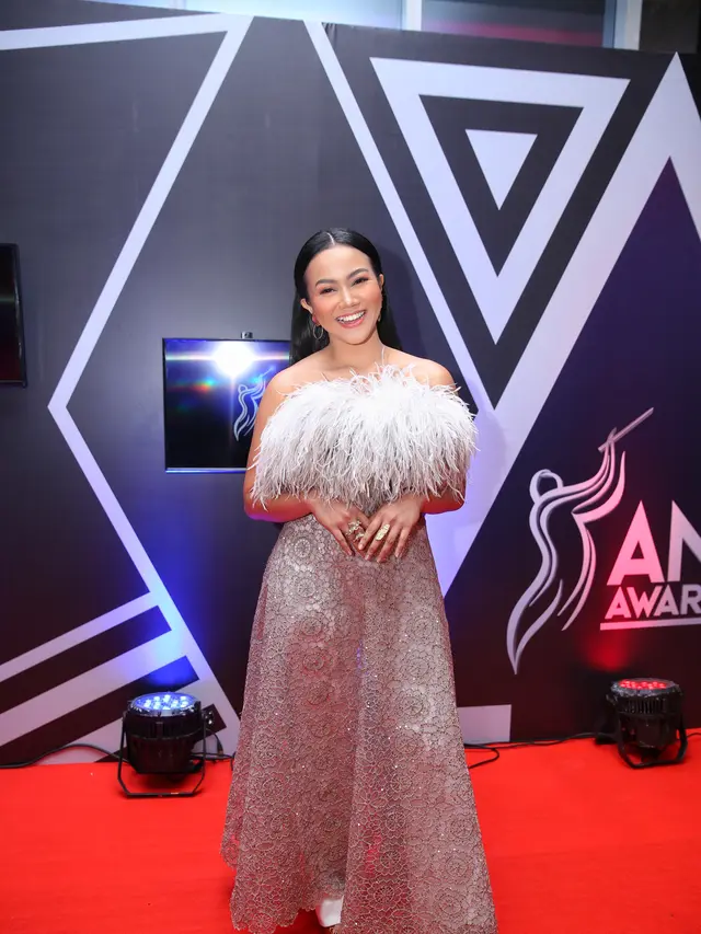[FIMELA] Yura Yunita di Red Carpet AMI Awards 2019