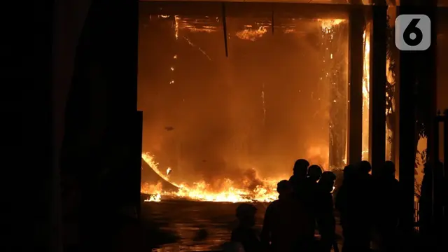 Gedung Kejaksaan Agung Terbakar