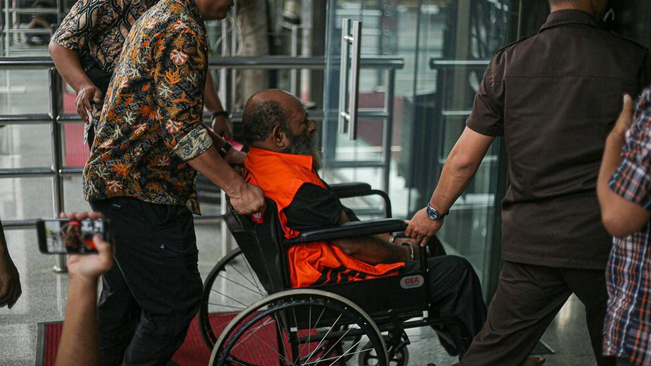 Dugaan aliran uang ke perusahaan yang bergerak di bidang penerbangan itu saat ini tengah didalami lebih lanjut oleh lembaga antikorupsi.<br>