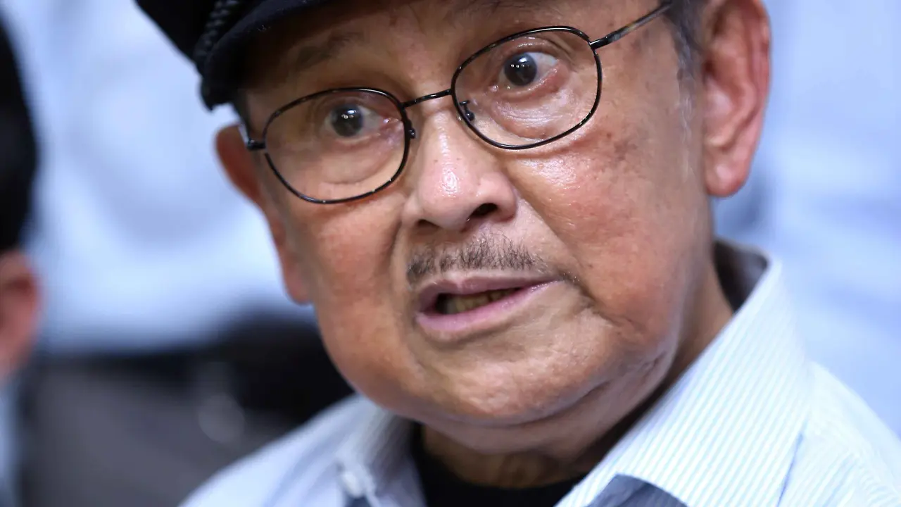 [Bintang] Habibie