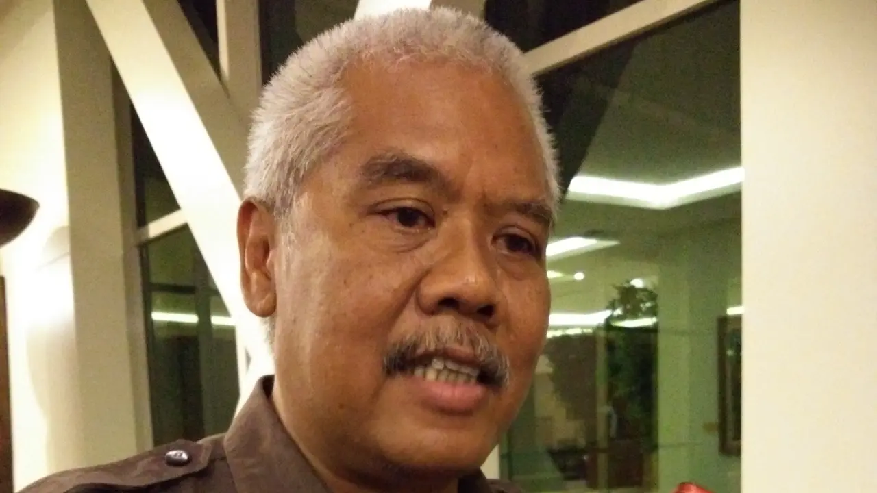 Dwi Irianto atau Mbah Putih