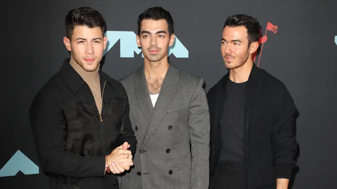 Penjelasan Nick Jonas Tentang Awal Mula Kembalinya Jonas Brothers Entertainment Fimela Com