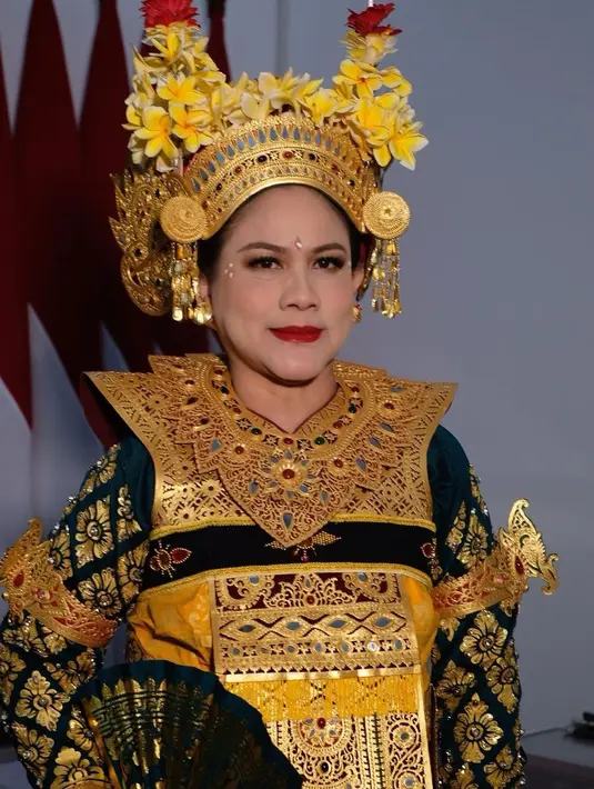 Ibu Iriana mendampingi Presiden Jokowi sepanjang acara peringatan HUT ke-78 RI di Istana Negara, hari ini, Kamis (17/8/2023). [Foto: Instagram/bennusorumba]