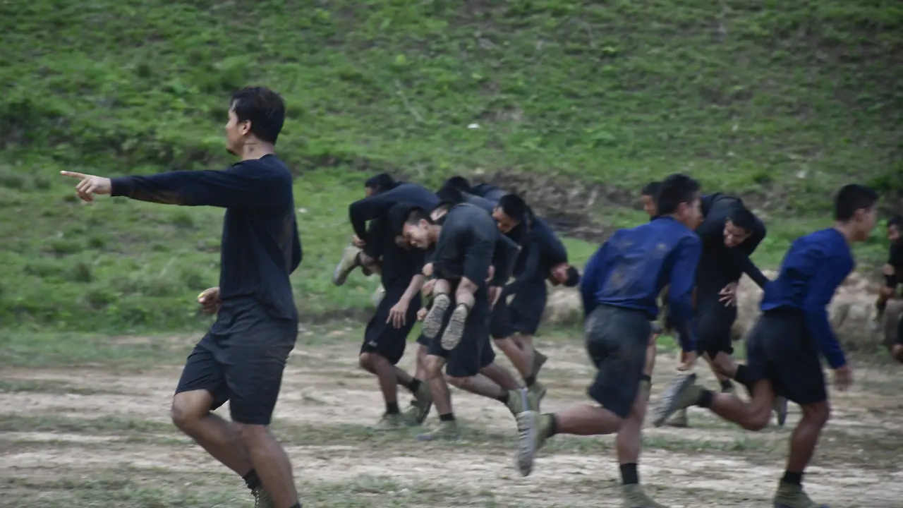 Intip Kelompok Pemberontak Myanmar Latihan Militer