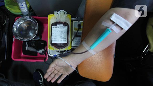 FOTO: PMI Kerahkan Mobil Donor Darah Keliling Selama Ramadan