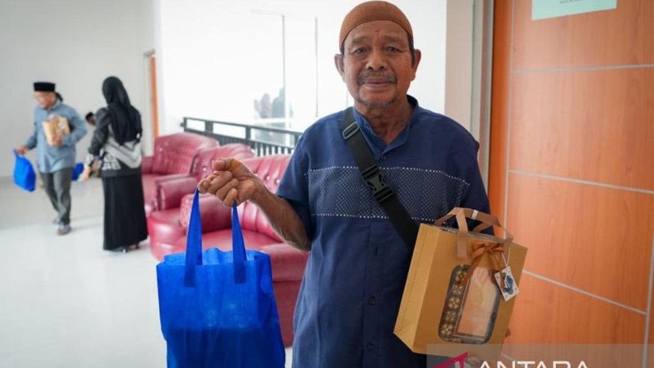 Otorita IKN Perkuat Ikatan Sosial Masyarakat Melalui Wakaf Al-Quran dan Kurma di Ramadhan 2026