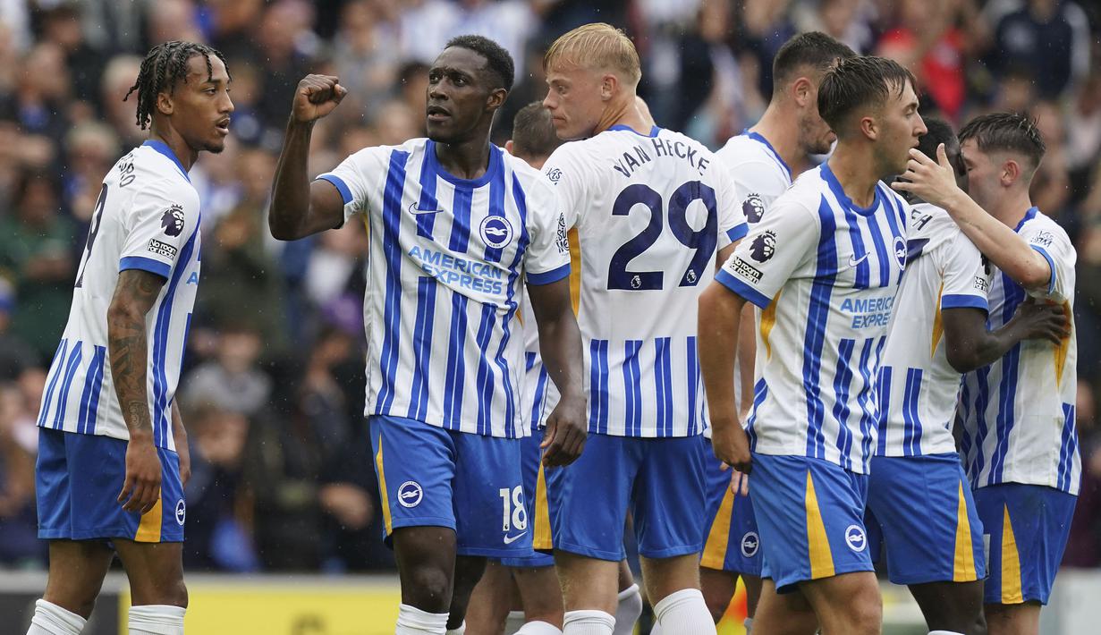 Premier League Liga Inggris musim 2024/2025 dihiasi penampilan para striker dengan usia yang tak lagi muda. Dari beberapa striker tua yang unjuk penampilan bersama klubnya, 5 striker berikut tercatat menjadi yang tertua di Premier League musim 2024/2025. Siapa saja? Simak uraiannya berikut ini. (PA via AP Photo/Gareth Fuller)