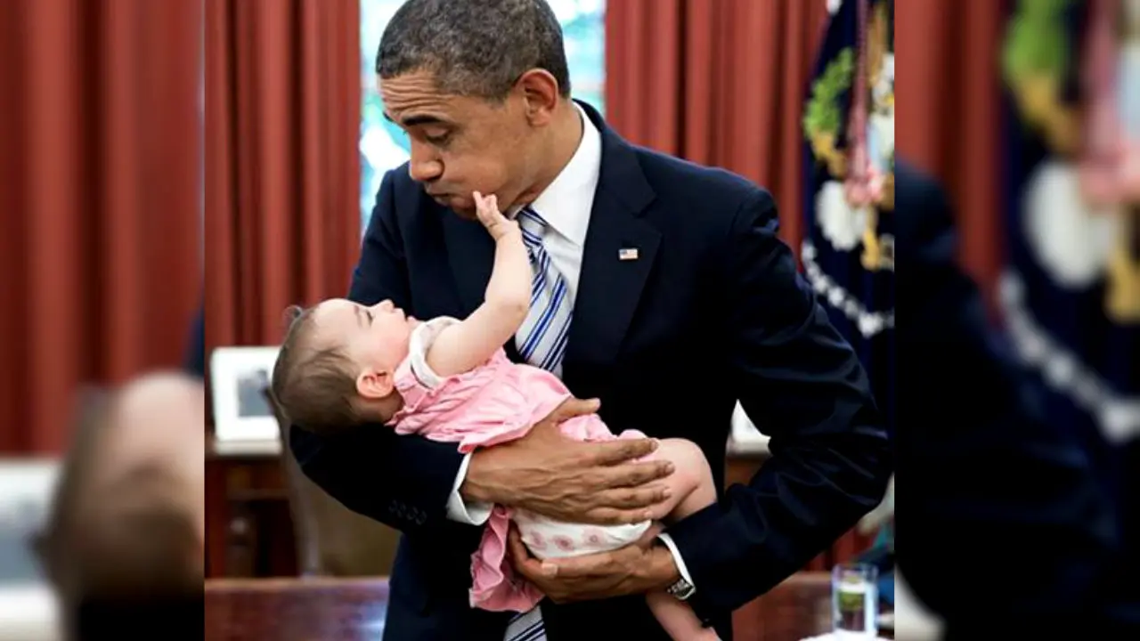 7 Momen Menggemaskan Antara Obama dan Anak Kecil