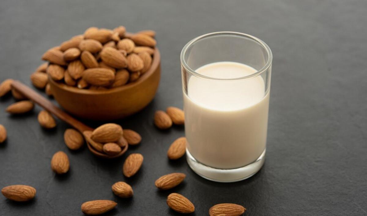11.&nbsp;Susu Almon: Sifat Alkali dan Rendah Lemak