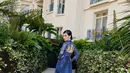 Kebaya dress memukau dikenakan oleh Raline Shah saat menghadiri Cannes Film Festival tahun lalu. [@maisonbaazcouture]