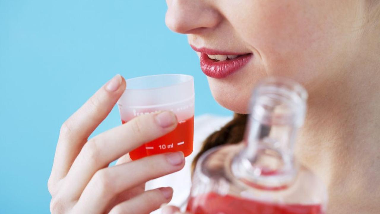 Kumur-Kumur Pakai Mouthwash