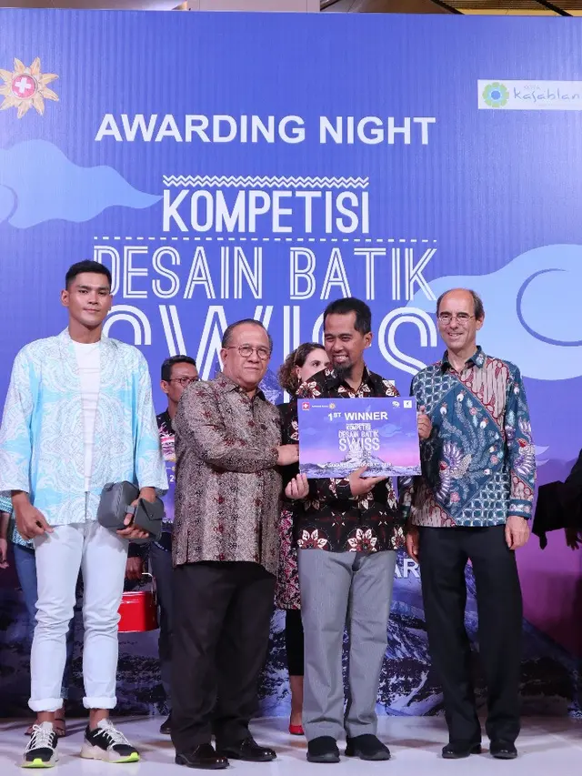 Pemenang kompetisi desain batik Swiss
