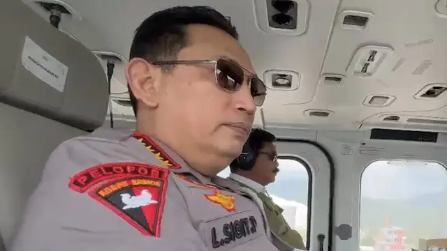 Kapolri Jenderal Listyo Sigit Prabowo saat memantau kesiapan pengamanan arus mudik Hari Raya Idul Fitri 2024.