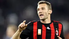AC Milan's Andriy Shevchenko celebrates after he scored the opening goal against FC Zurich during their UEFA Cup first round, second leg football match on October 2, 2008 in Zurich. AFP PHOTO / FABRICE COFFRINI 