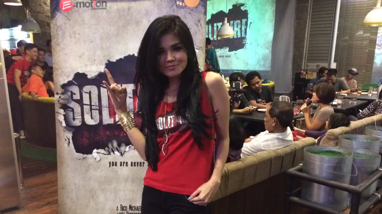 Karina Ranau Diteror Hantu Film Solitaire