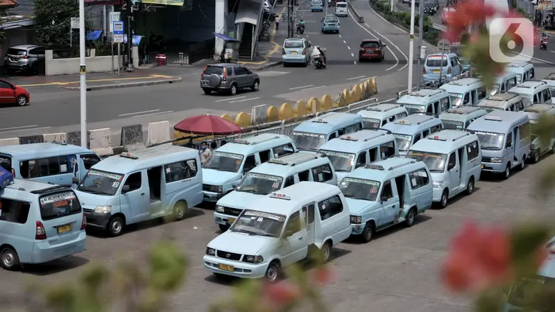 90 Persen Angkutan Umum DKI Jakarta Setop Operasi Akibat Covid-19