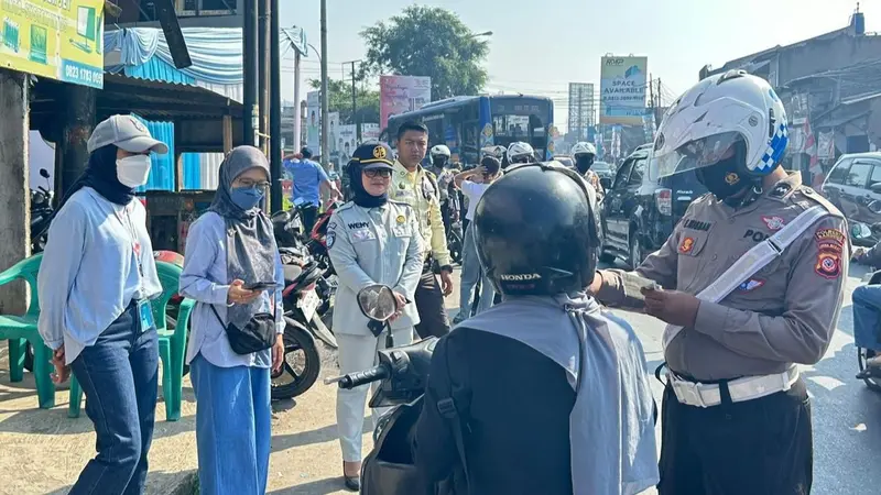 Jasa Raharja bersama Korlantas Polri dan dan DitjenBina Keuangan Daerah Kemendagri yang tergabung dalam Tim Pembina SamsatNasional, secara rutin melaksanakan Operasi Gabungan (Opsgab) di seluruh wilayah Indonesia.