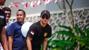 Untuk mendukung penampilan jadi makin menarik, Ajil Ditto sering terlihat mengenakan kacamata hitam. Dengan tambahan cap hat dan baju warna hitam senada yang dikenakannya, AJil Ditto tampak keren. Ini adalah potret Ajil Ditto saat lomba perayaan Hari Ulang Tahun Ke-77 Republik Indonesia pada Agustus lalu. (Liputan6.com/IG/@ajil_ditto08)