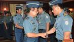 Citizen6, Tanjung Priok: Pangkolinlamil Laksda TNI S.M. Darojatim secara resmi menerima laporan korps kenaikan pangkat   perwira Kolinlamil di Gedung Laut Nusantara, Markas Komando Kolinlamil Tanjung Priok, Jakarta, Senin (1/10). (Pengirim: Dispenkolinlam