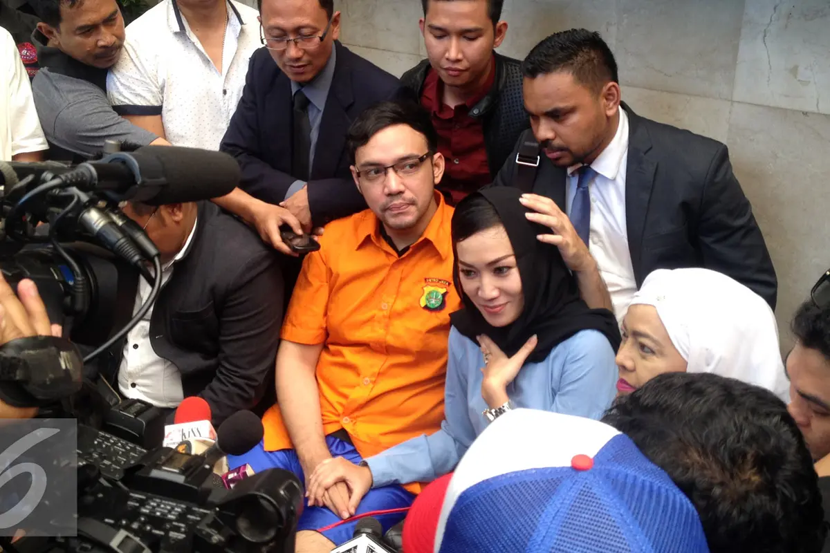 Sandy Tumiwa dan Diana Limbong