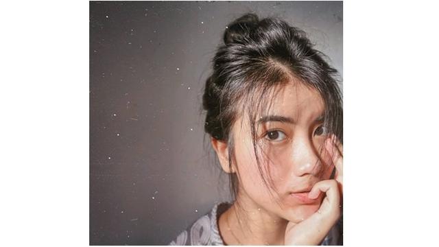 Bakat akting yang dimilikinya, Ina melebarkan sayap bermain di FTV dan film Tanah Air.