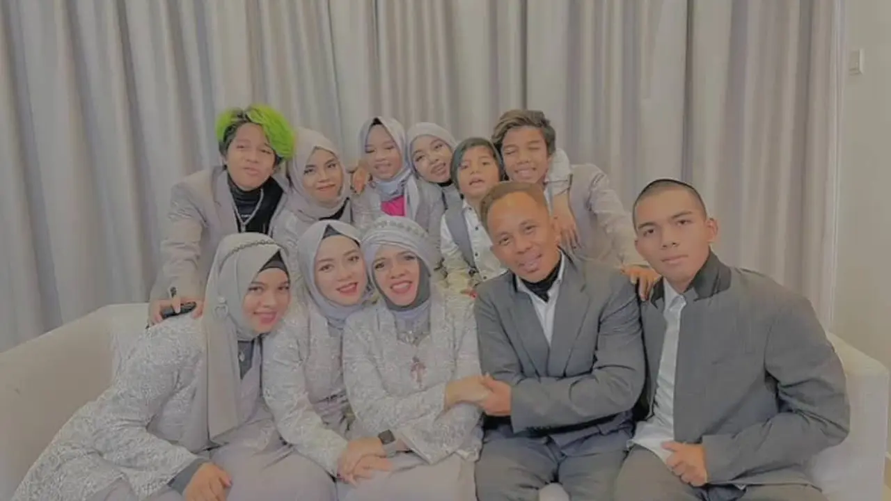 Lewat Virtual, Ini 6 Momen Bahagia Keluarga Gen Halilintar di Acara Pernikahan Atta-Aurel