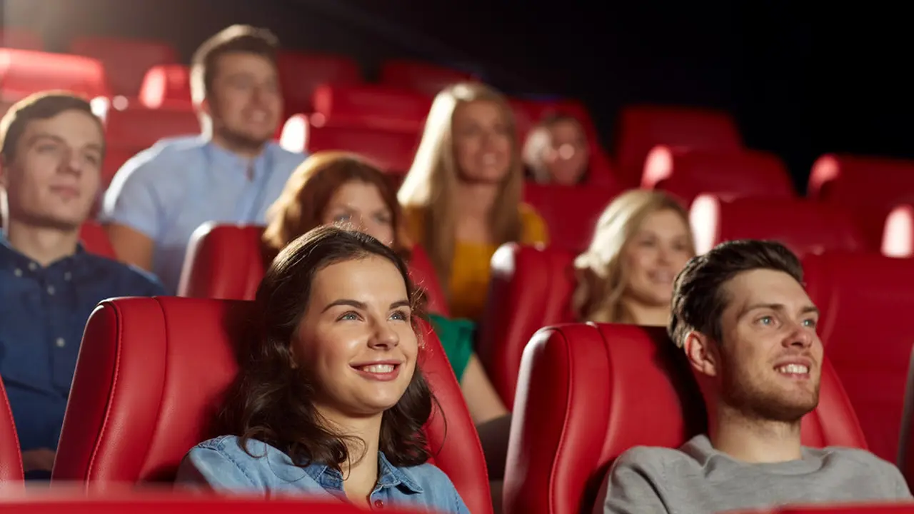 5 Film Happening di Bioskop yang Wajib Kamu Tonton, Bikin Greget sampai Baper!
