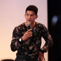 Sebagai pemeran dan Koreo, suami Audy itu juga banyak mengalami kesulitan. Lantaran ia juga harus memperhatikan keseluruhan scane terkait adegan fighting. (Deki Prayoga/Bintang.com)