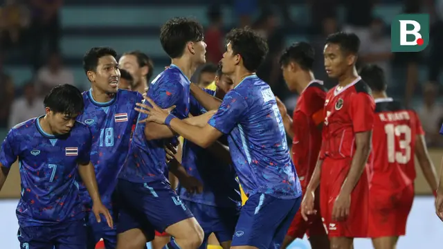 Foto: Aksi Jonathan Khemdee yang Selalu Protes Berlebihan saat Melawan Timnas Indonesia U-23 di SEA Games 2021, Shin Tae-yong Juga Kena