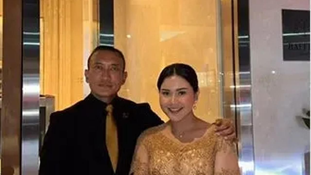 Tak pelak, sosok putri Sabilul Alif berhasil menjadi perhatian publik. Apalagi Nisa memiliki paras yang rupawan. "Cantik sekali Panjang umur," tulis akun natakusumahreny.<br>