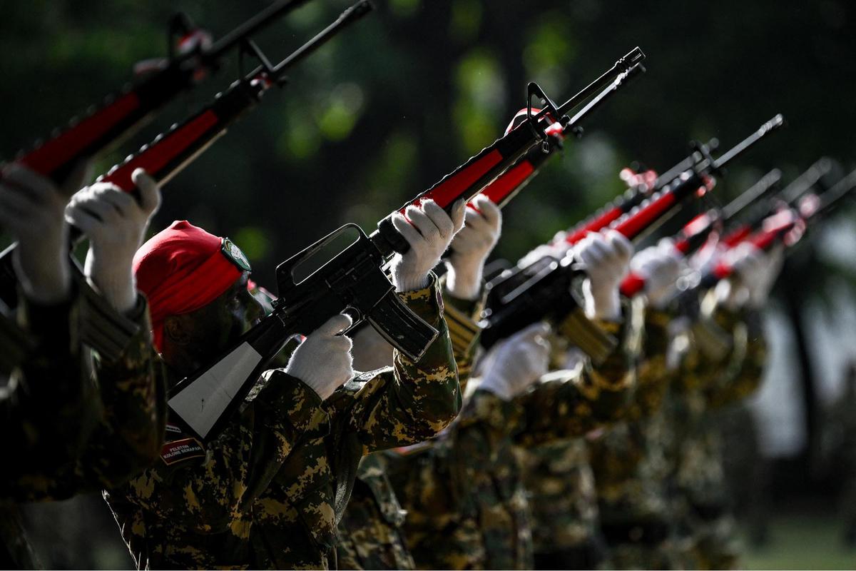 FOTO: Lulus Pendidikan Militer, Komcad TNI Siap Bela Negara dari Garis Sipil